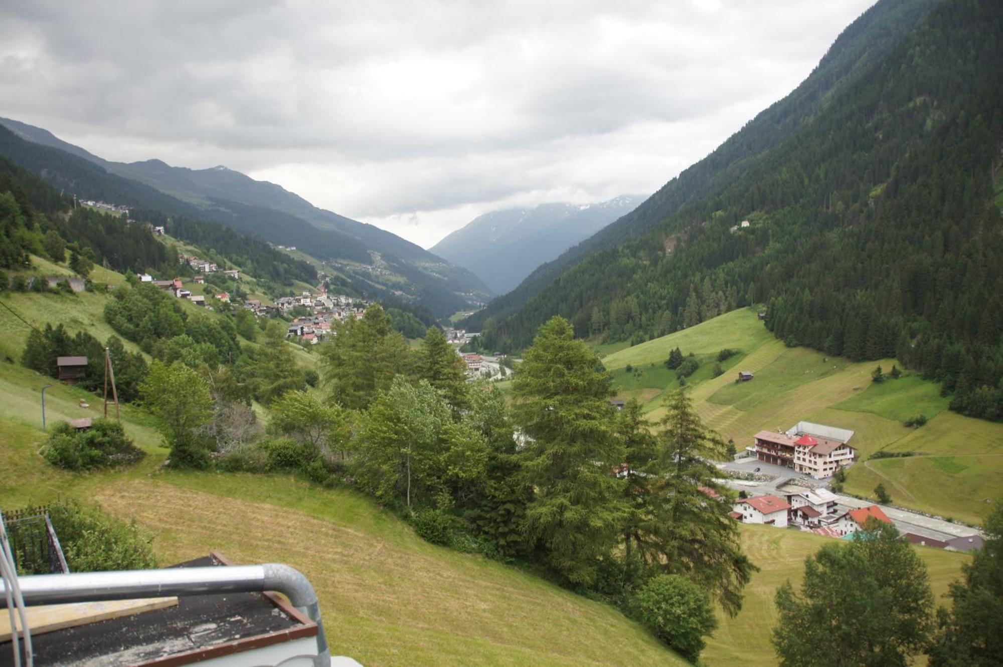 Hotel Apart Garni Dorfblick Kappl  Exterior foto